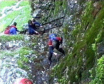 dolní žebřík